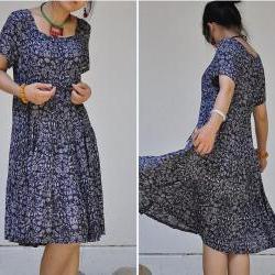 Cotton pumping with waist broken pleated short sleeve swing dress 